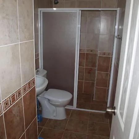 Our Place 厄吕代尼兹