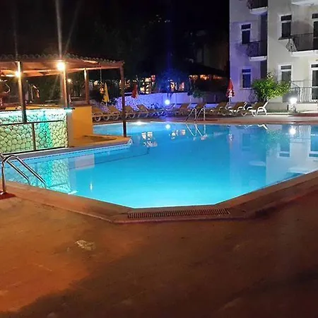 Our Place Hotel 3*